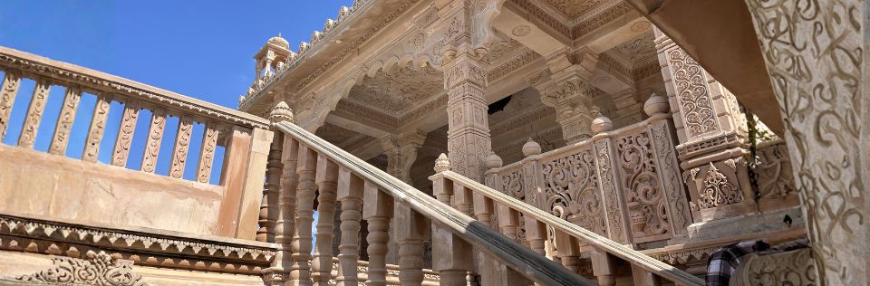 Image hover effect image